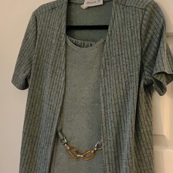 Two pice pant outfit - Picture 2 of 4